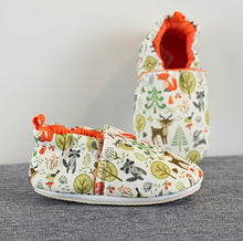 Load image into Gallery viewer, Woodland Shoes

