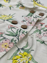 Load image into Gallery viewer, Floral Jacket w/buttons
